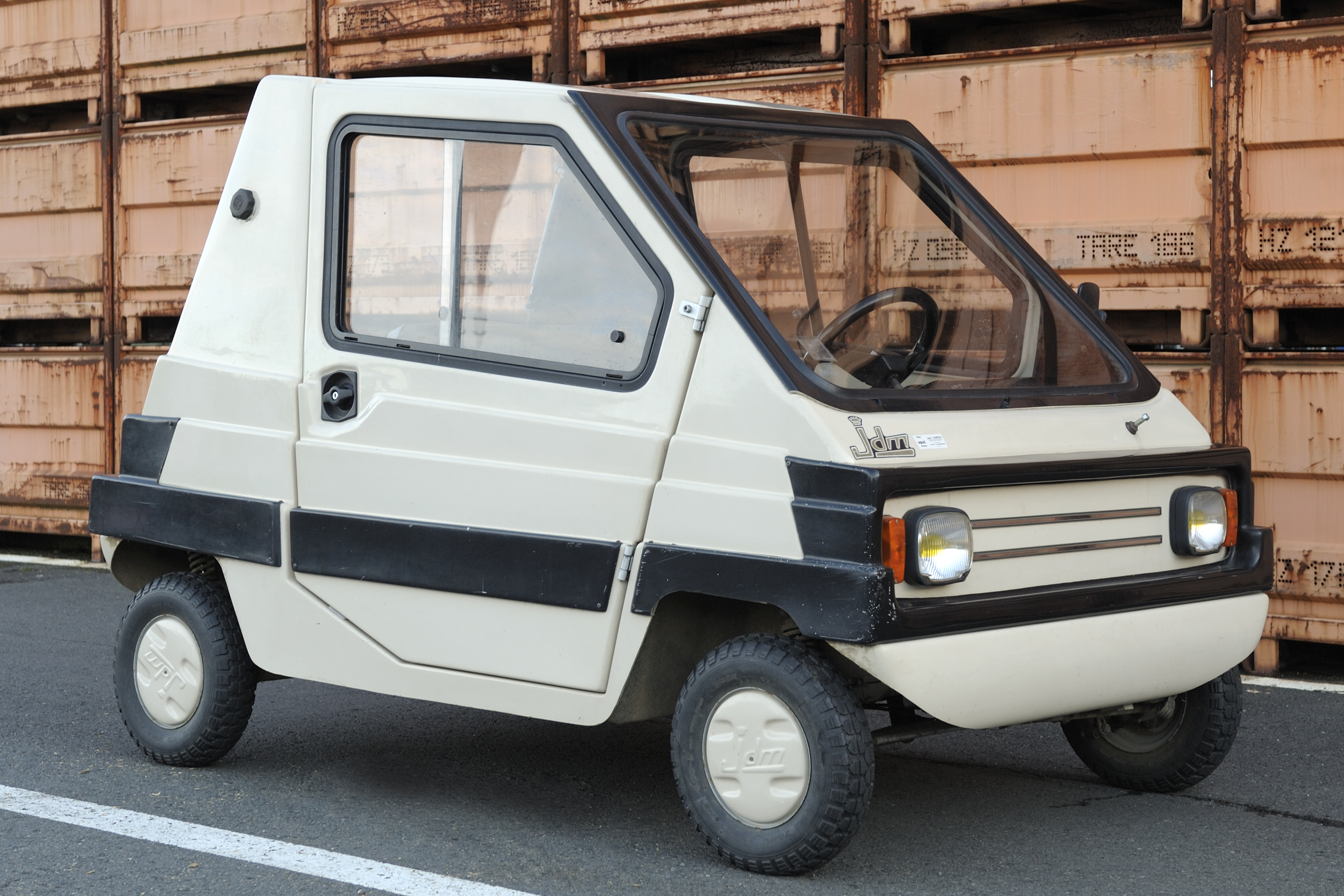 Jdm 49 1983 - Génération Sans Permis